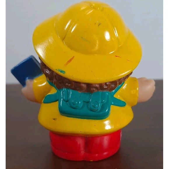 Fisher Price Little People Maggie School Girl Glasses Yellow Raincoat Brown Hair - Picture 3 of 6